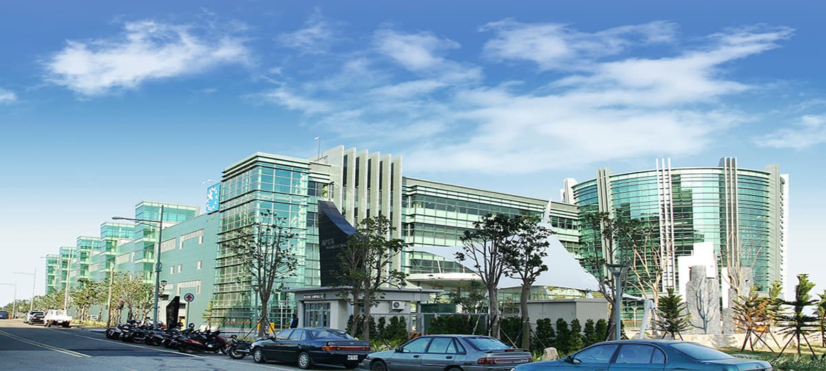 APEX DYNAMICS Building